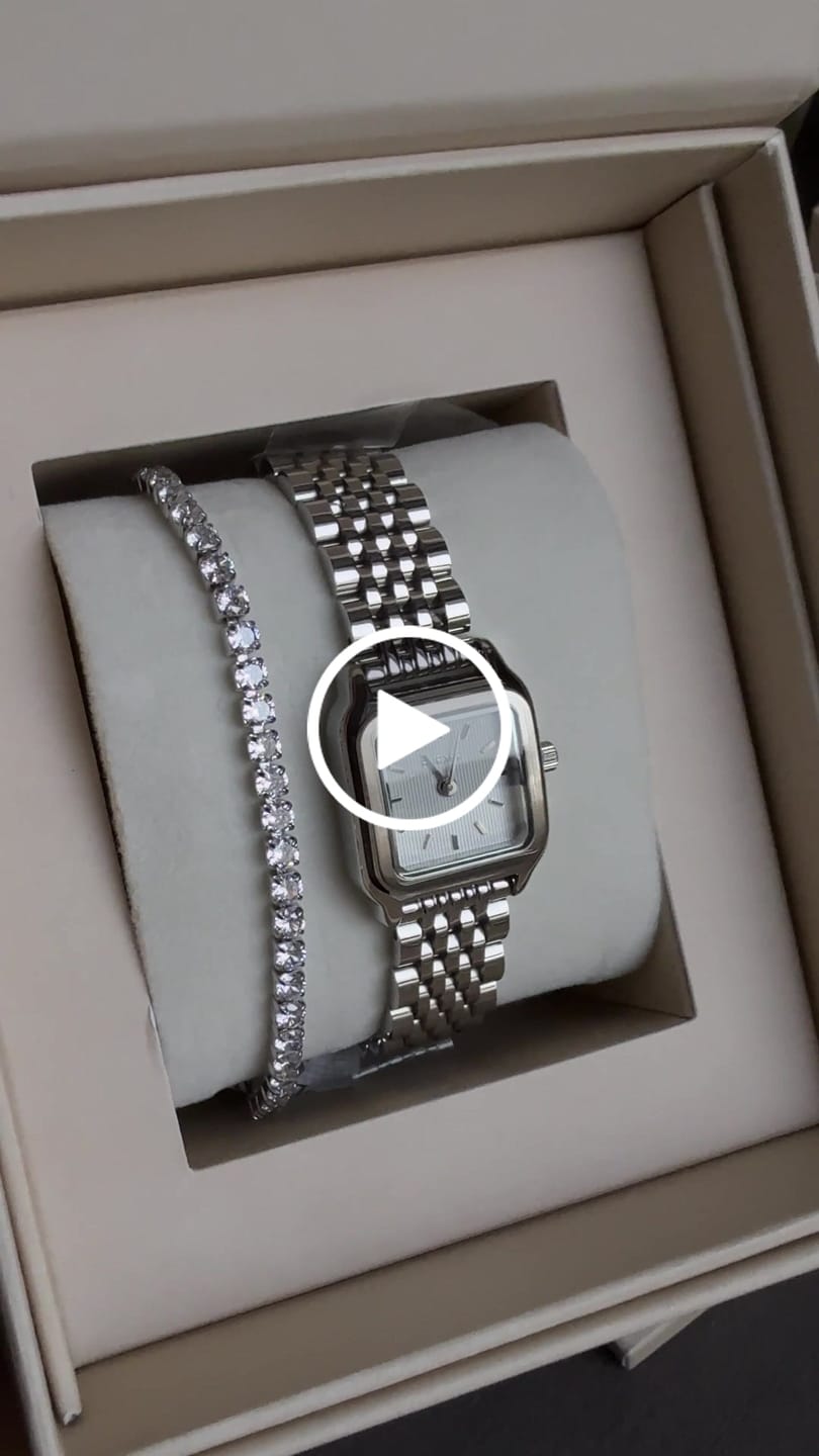 Customer video review of Macy Petite Silver White