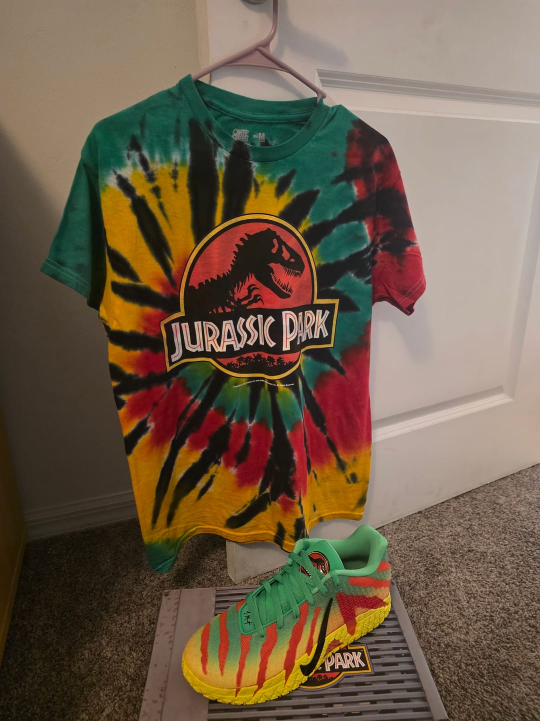 Customer photo review of JURASSIC PARK: RETRO ICON - TIE-DYE T-SHIRT