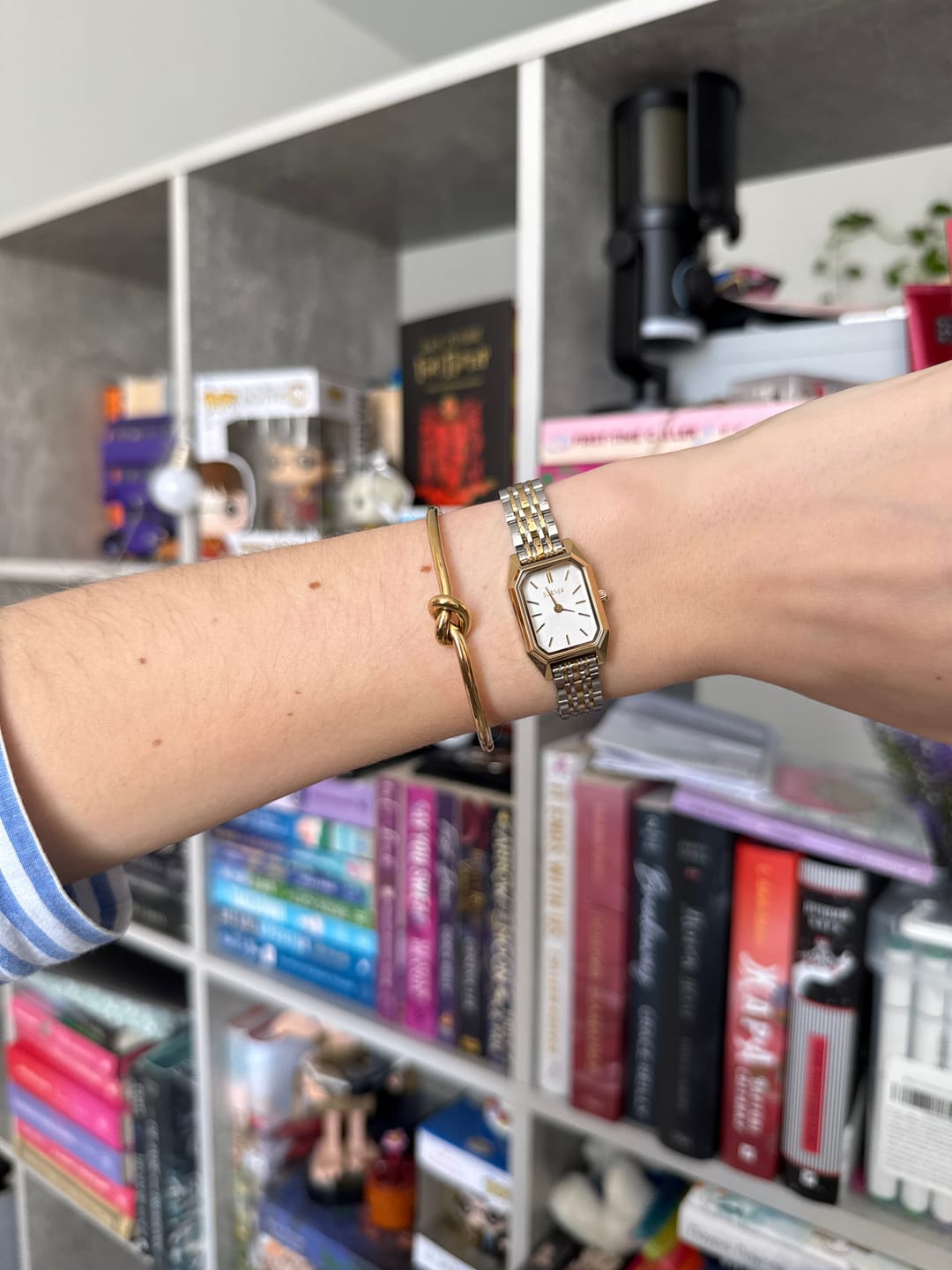 Customer photo review of Isabell Petite Gold Silver