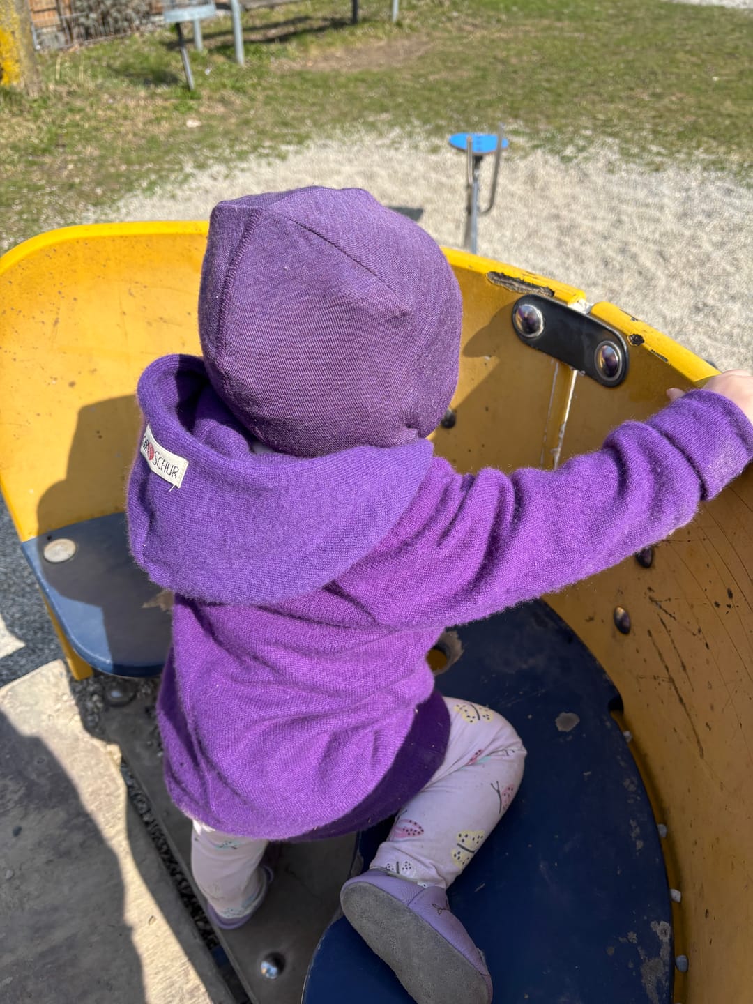 Customer photo review of Kaschmir Kinder Hoodie Iris