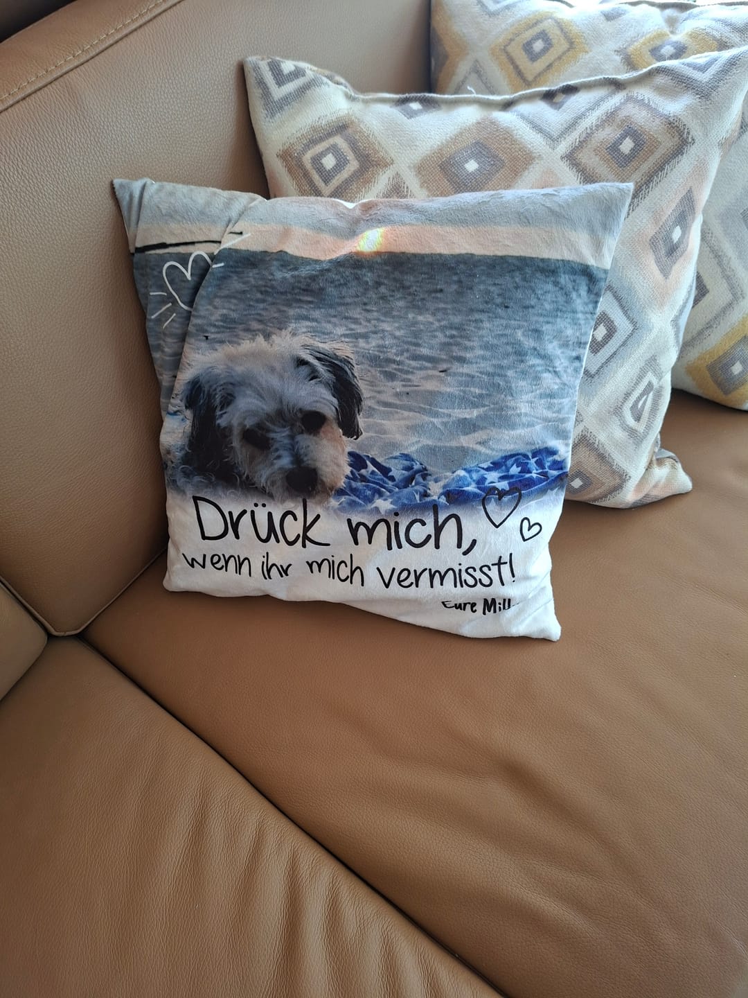 Customer photo review of Personalisiertes Kissen - Drück mich, wenn du mich vermisst