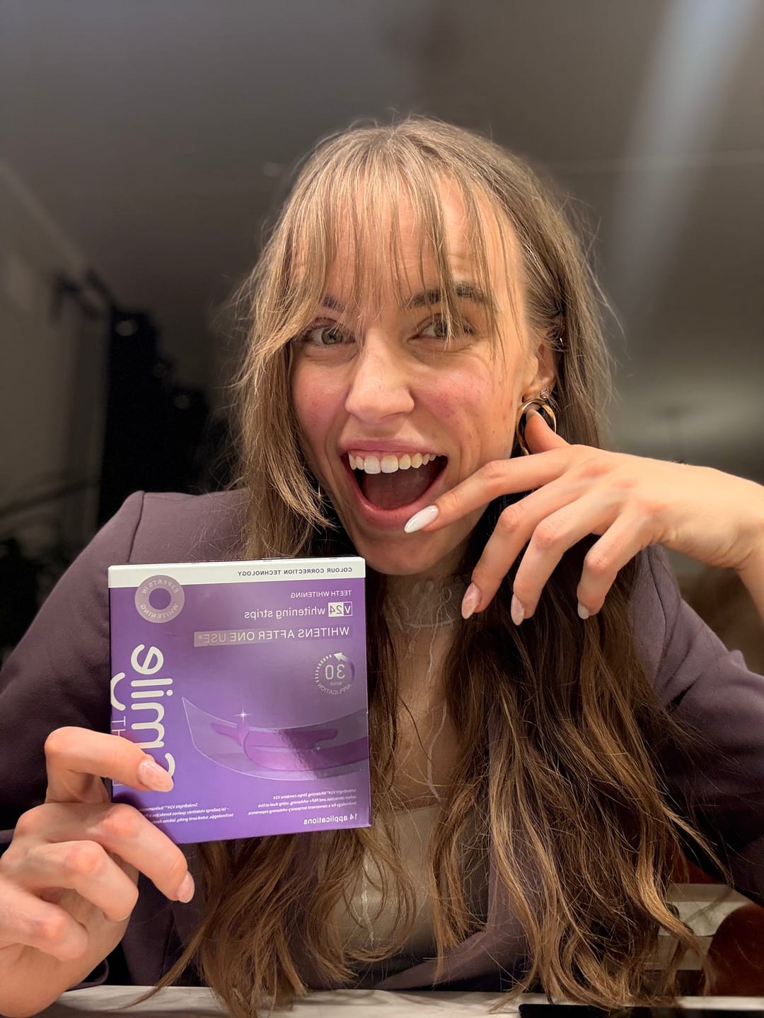 Customer photo review of V24 Violetinės Dantų Balinimo Juostelės