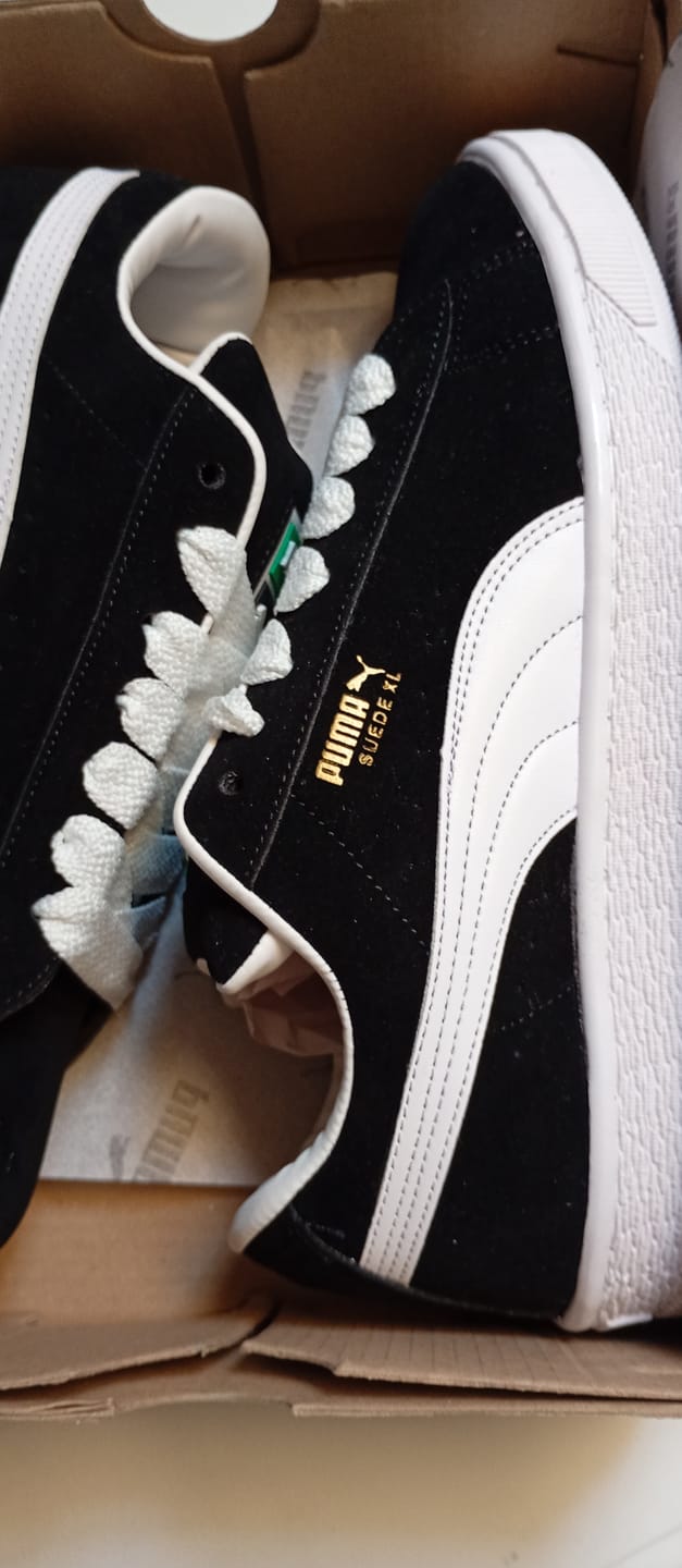 Customer photo review of Tenis Suede XL Negro Blanco 1.1 Premium