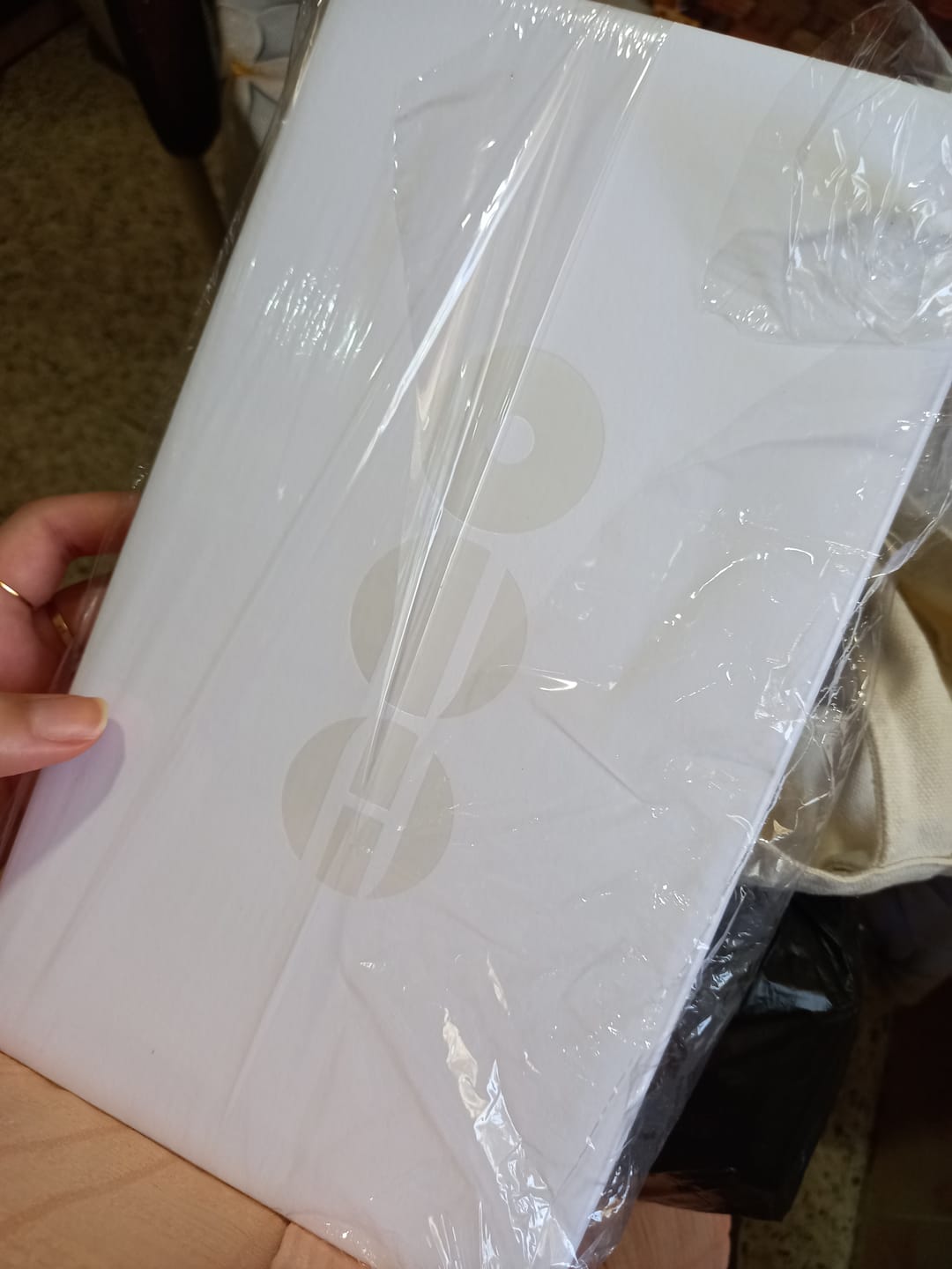 Customer photo review of BTS - ARIRANG 5TH ALBUM STANDARD RANDOM