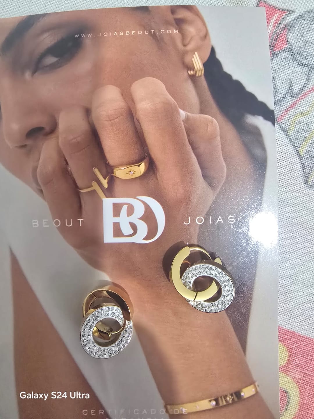 Customer photo review of Colar Duplo Santorini Banhado em Ouro 18k