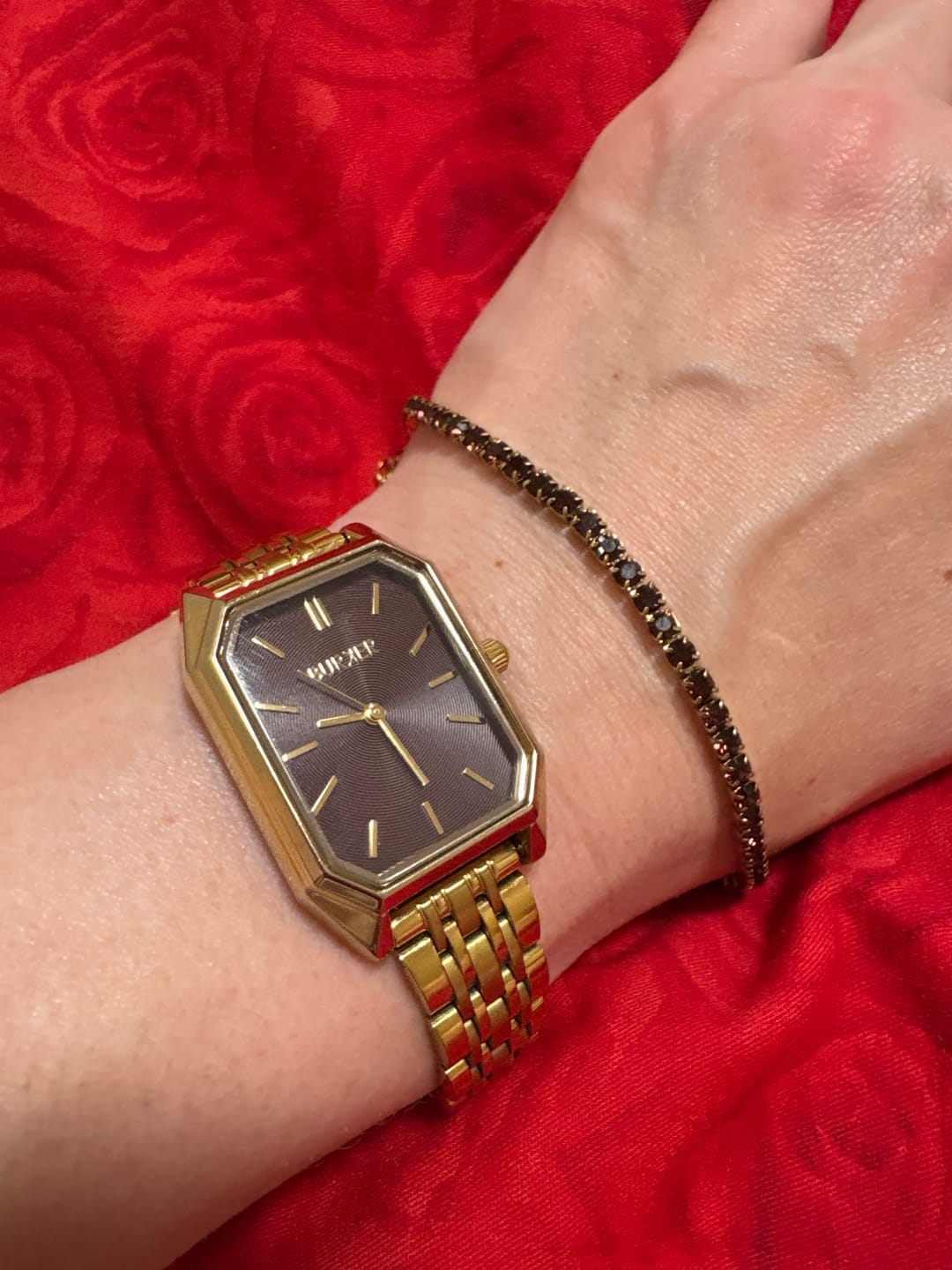 Customer photo review of Ava Gold Burgundy
