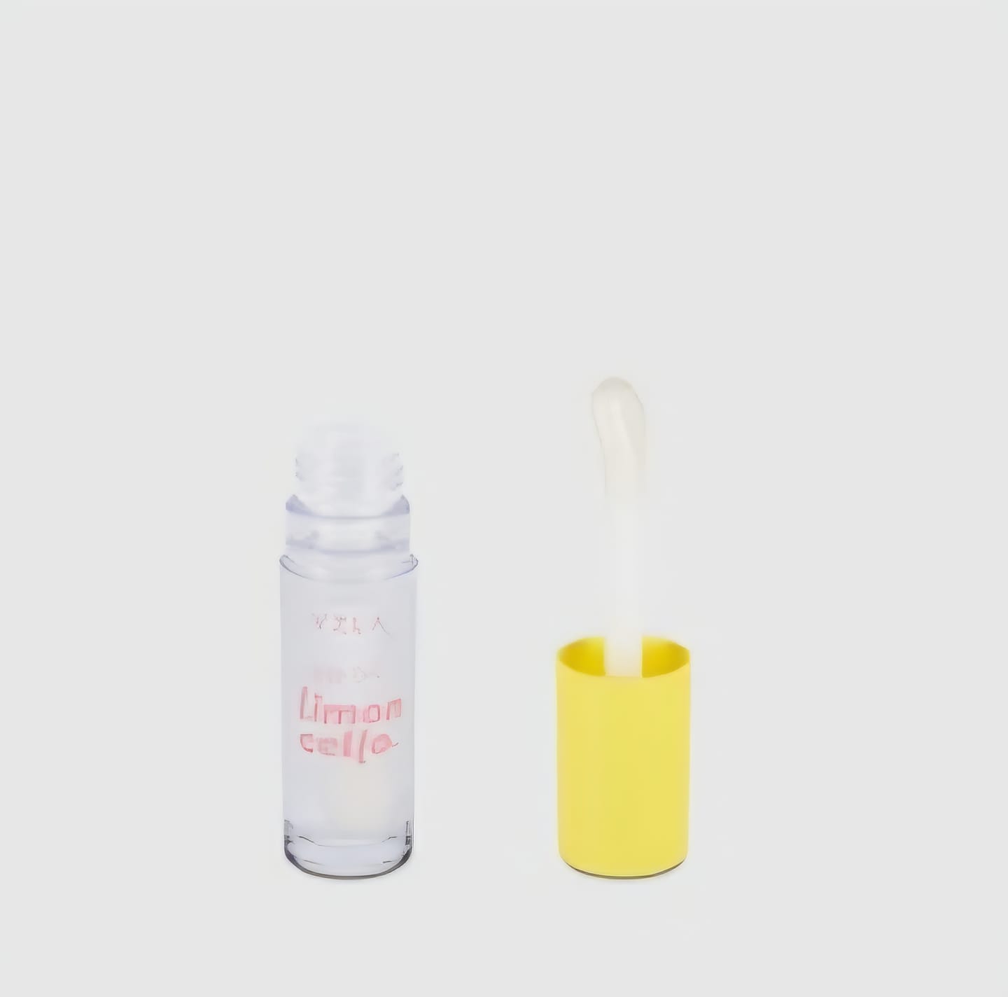 Customer photo review of Lip Oil Limoncello – Vizzela