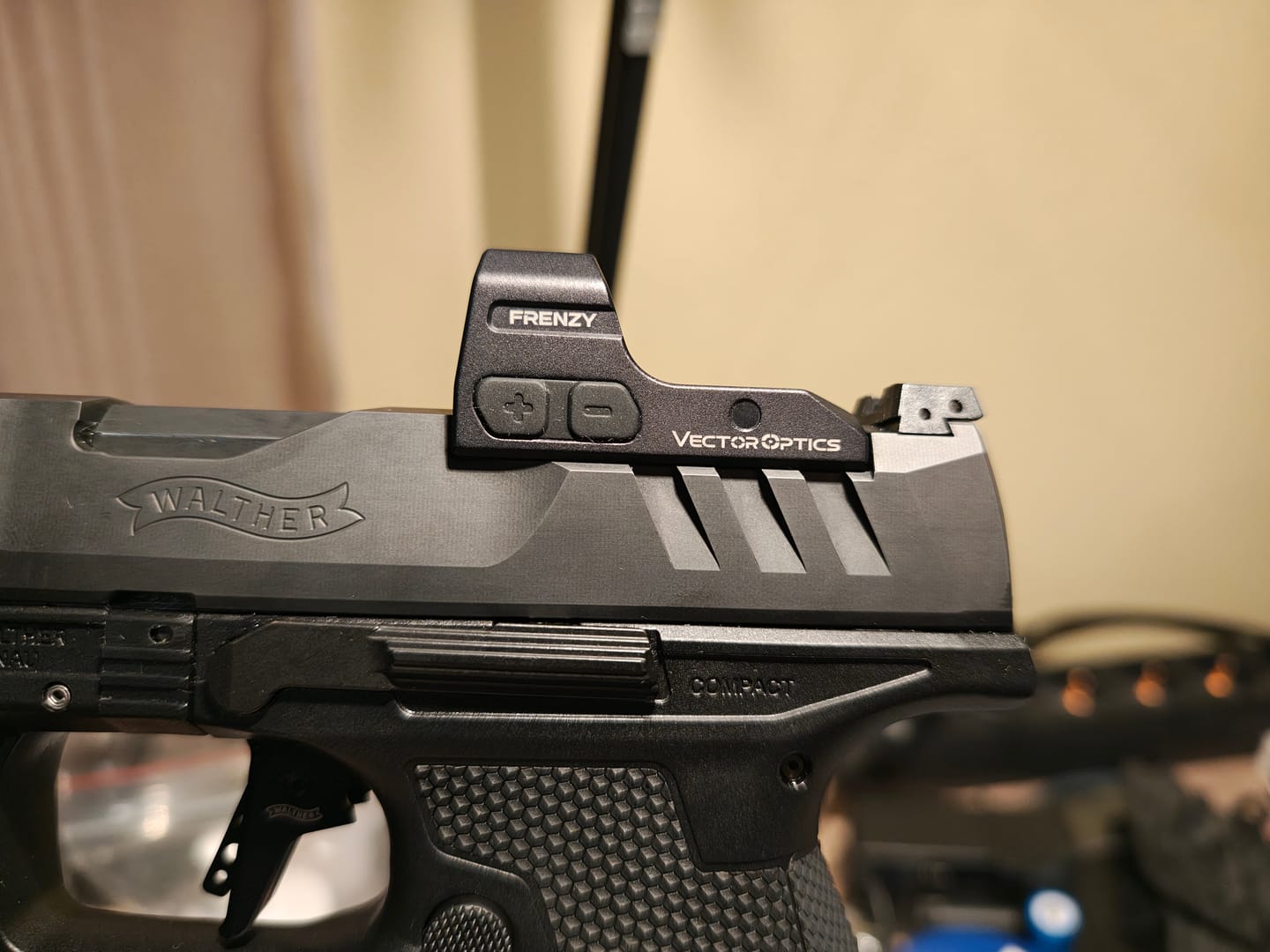 Customer photo review of Vector Optics SCRD-83 Frenzy FA 1x16x24 Walther PDP 2.0