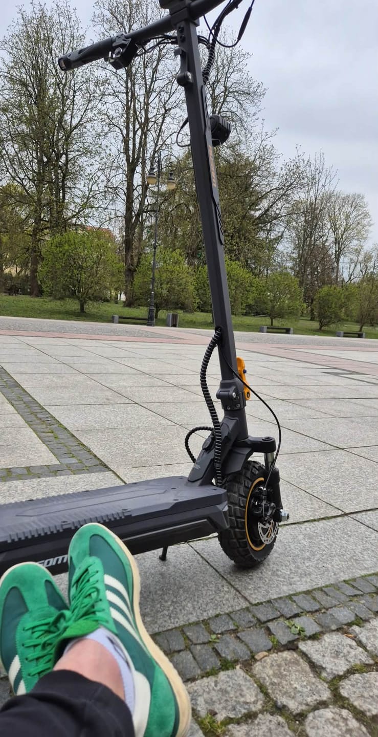 Customer photo review of Ausom K20 Pro Dwusilnikowa (Laluz 2 Pro Dual) Hulajnoga elektryczna
