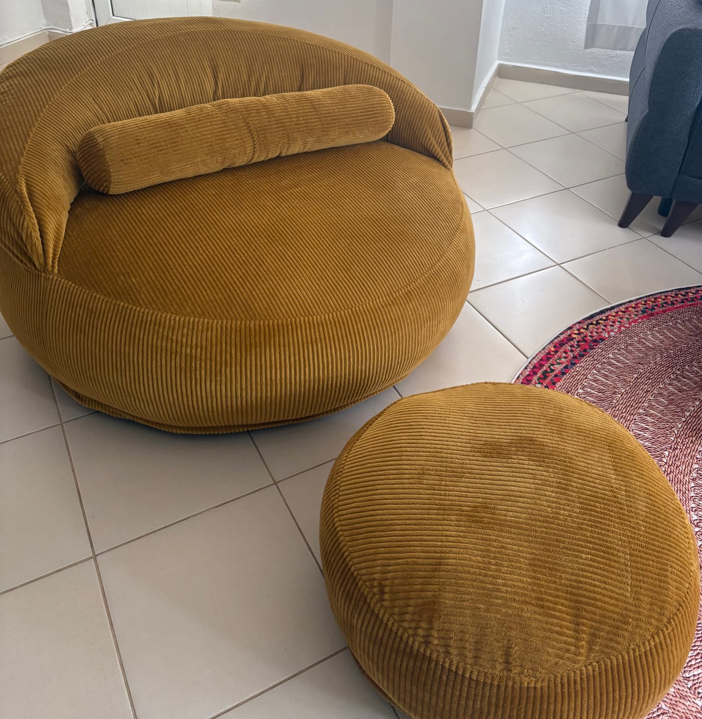 Customer photo review of Felix XL Puf Hardal