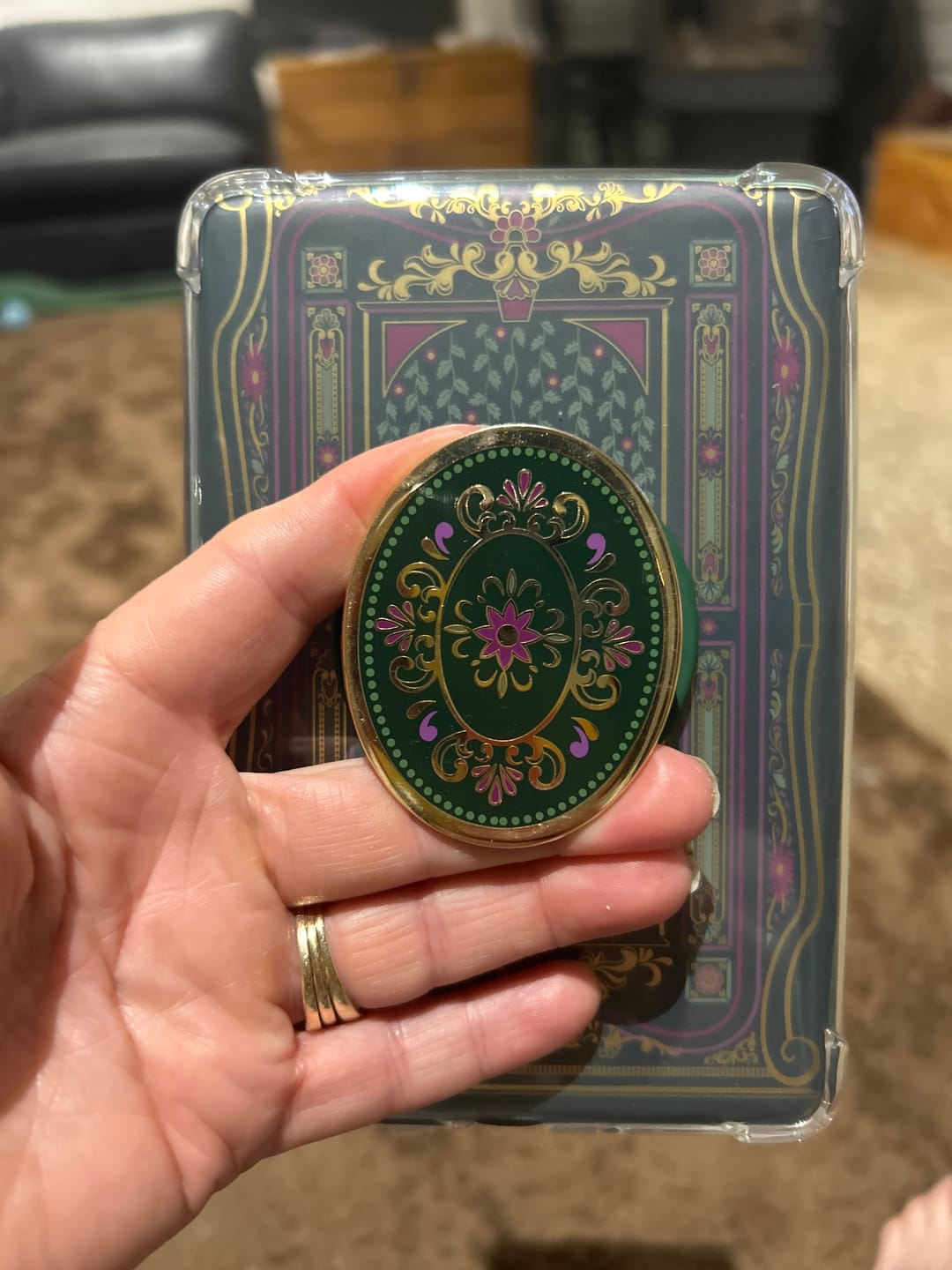 Customer photo review of Literati Clingie - Green