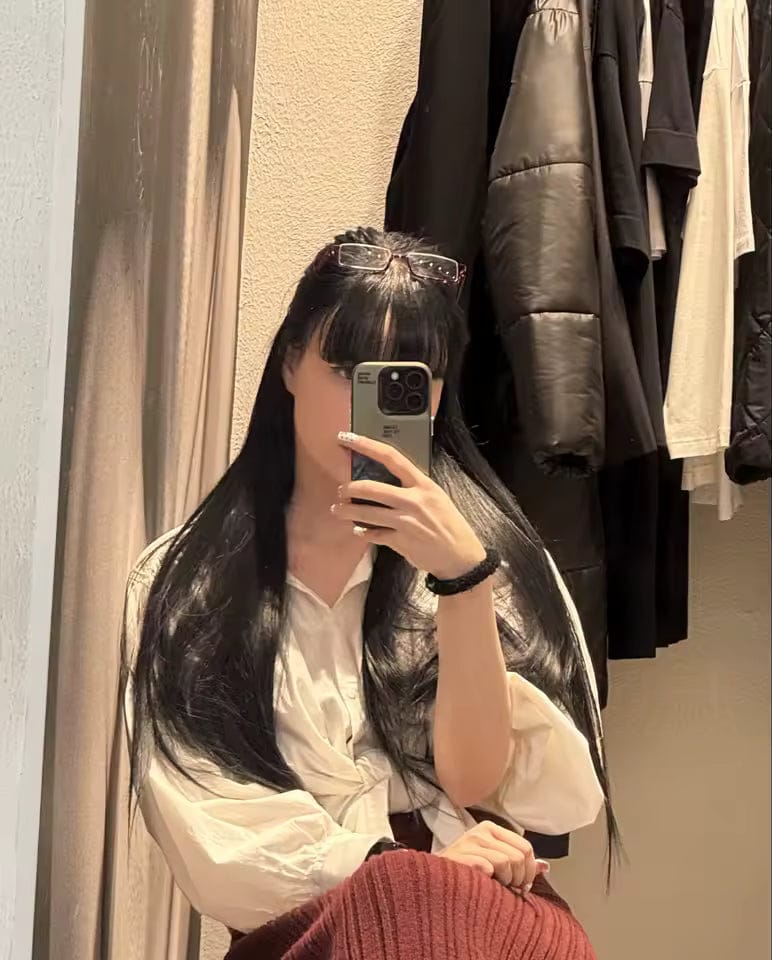Customer photo review of Remy Clip-In Hair Extensions 100g – Straight