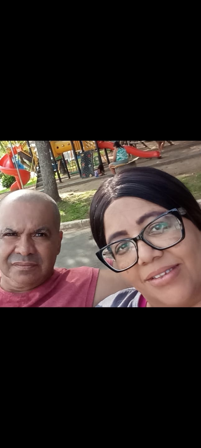 Customer photo review of Peruca Sorinna Castanho 4A Ondulada Franja