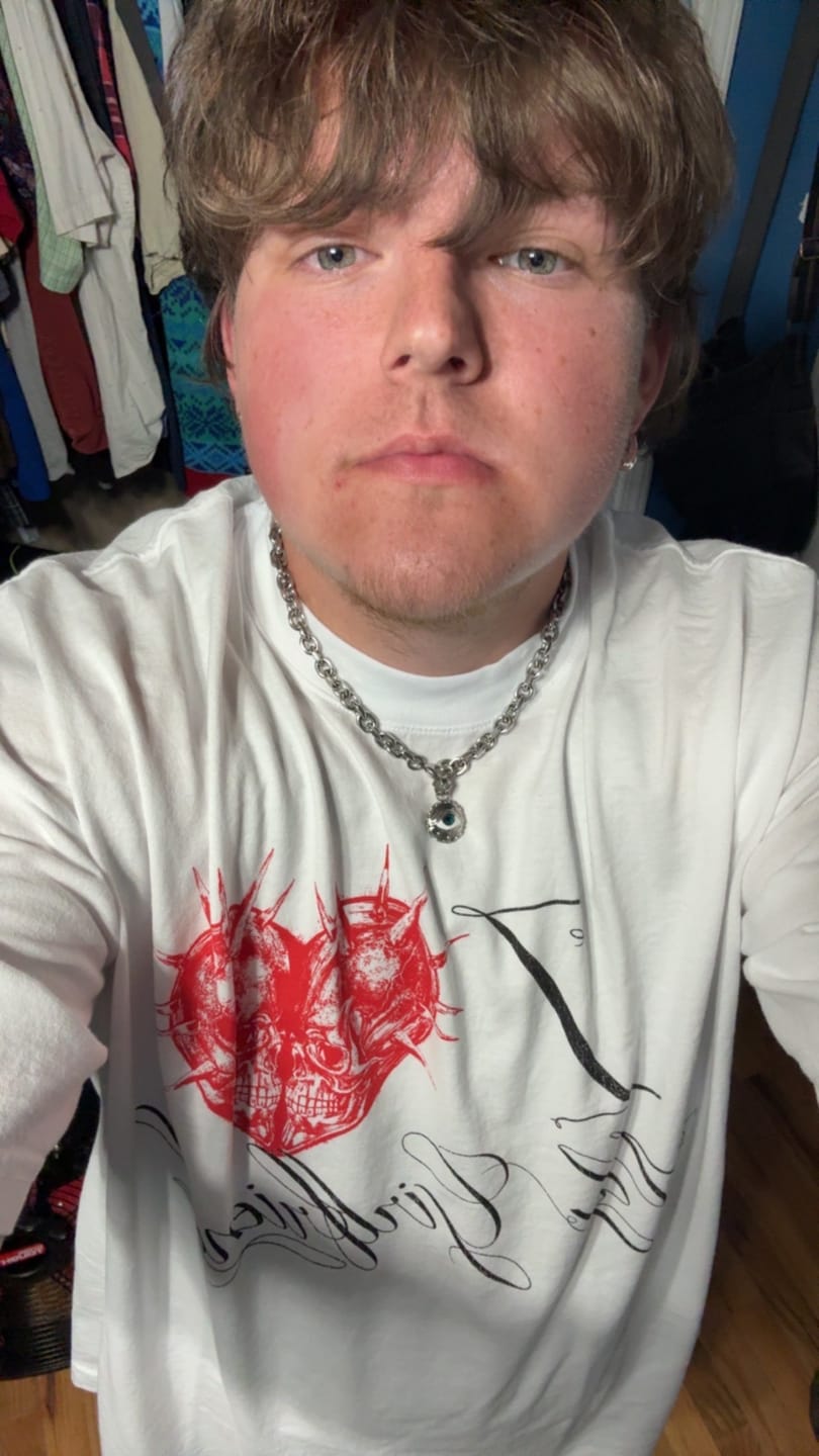 Customer photo review of EVIL EYE PENDANT