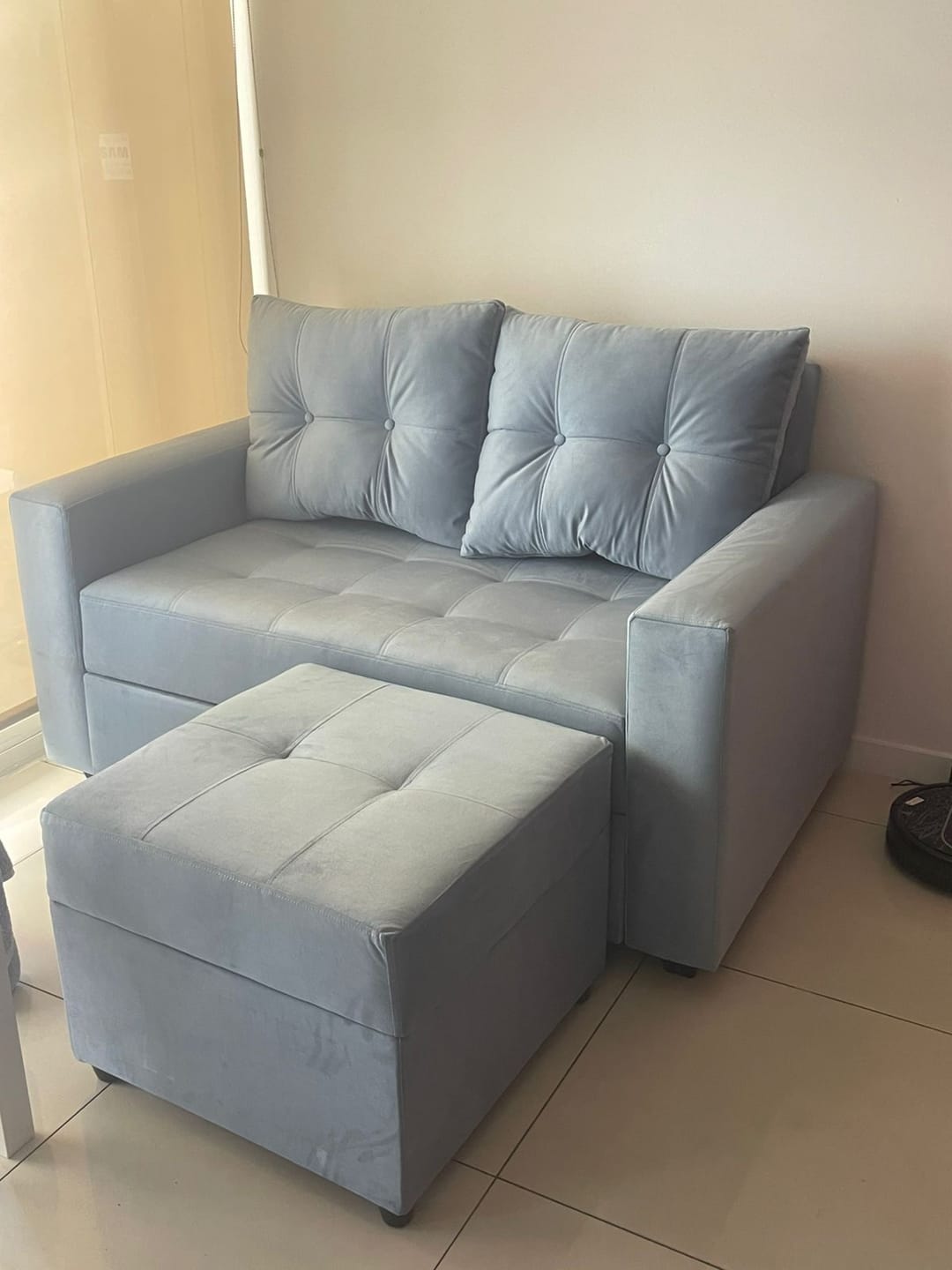 Customer photo review of Set Sofá Cama + Pouf