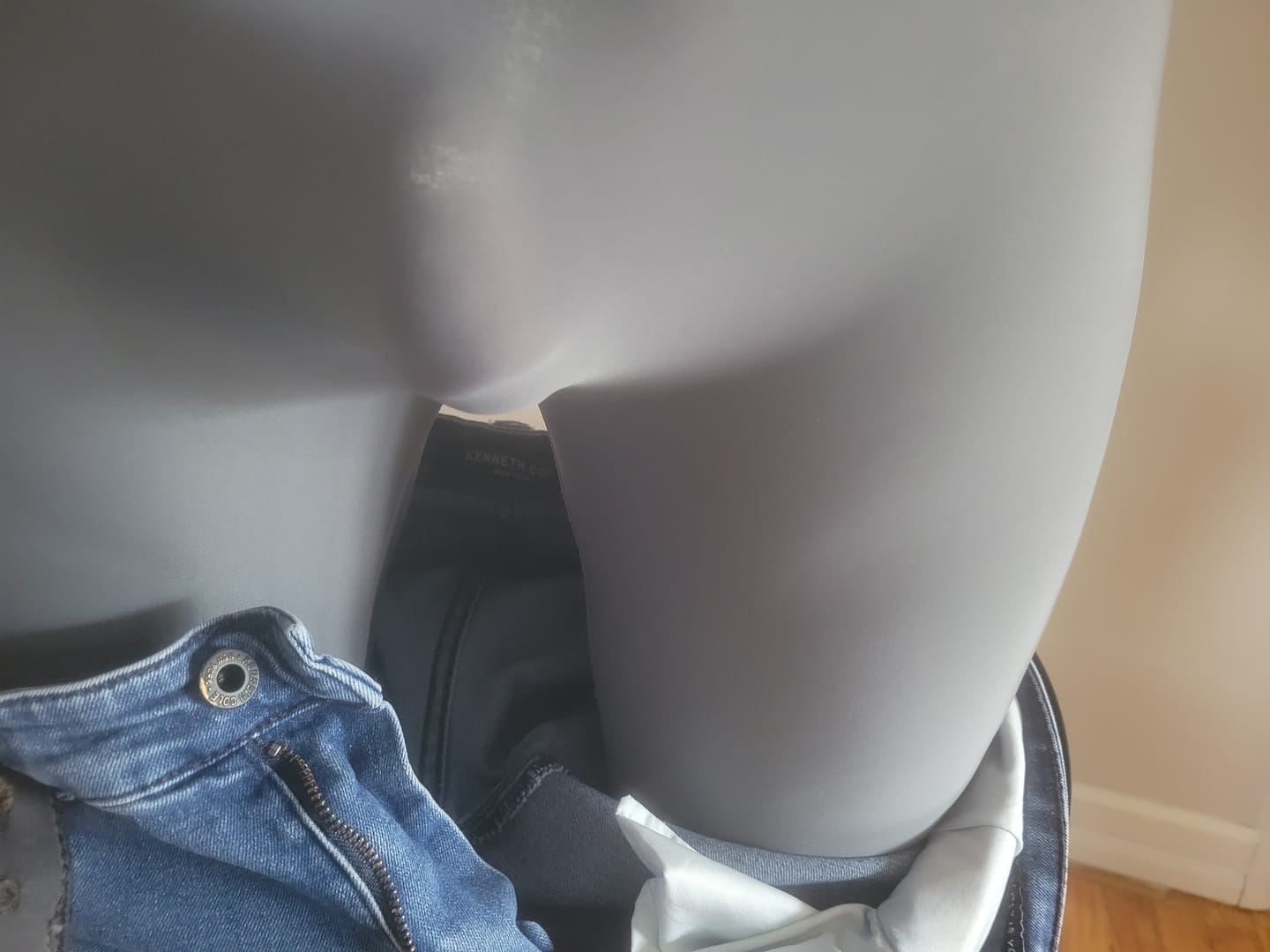 Customer photo review of 3 Pack Men's Breathable Seamless Mid-Length Boxer Briefs