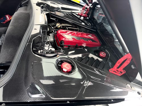 Customer photo review of Chevrolet Corvette C8 DRY CARBON FIBER Engine Bay Corner Vent Cover