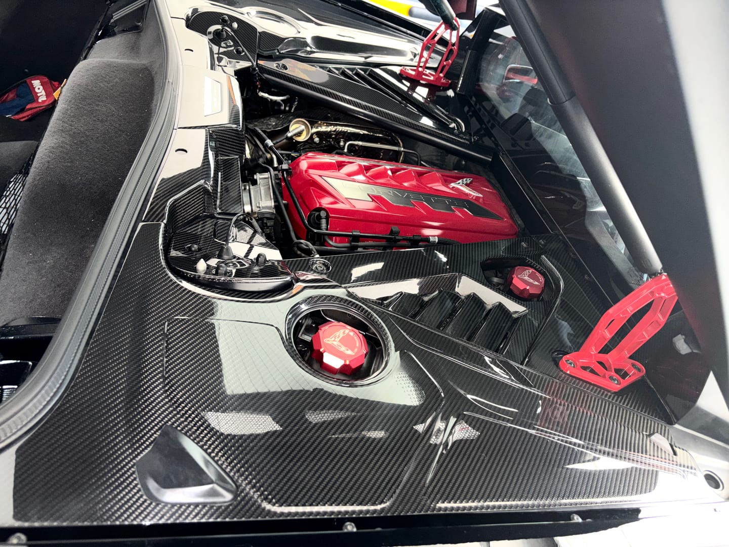 Customer photo review of Chevrolet Corvette C8 DRY CARBON FIBER Engine Bay Corner Vent Cover