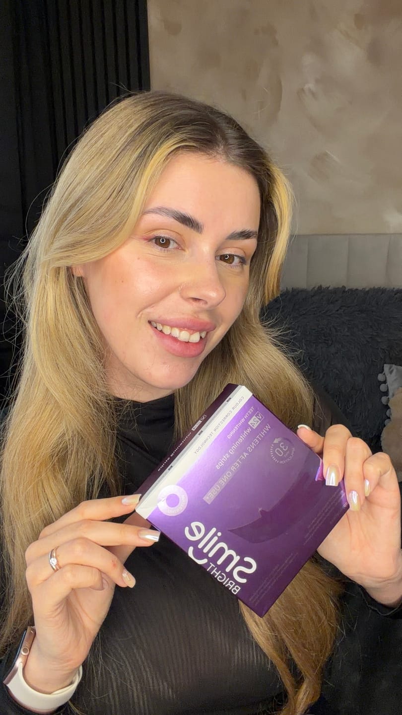 Customer photo review of V24 Violetinės Dantų Balinimo Juostelės