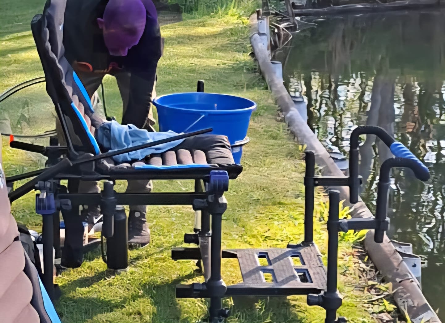 Customer photo review of ABSOLUTE 36 FEEDER CHAIR FOOT PLATFORM