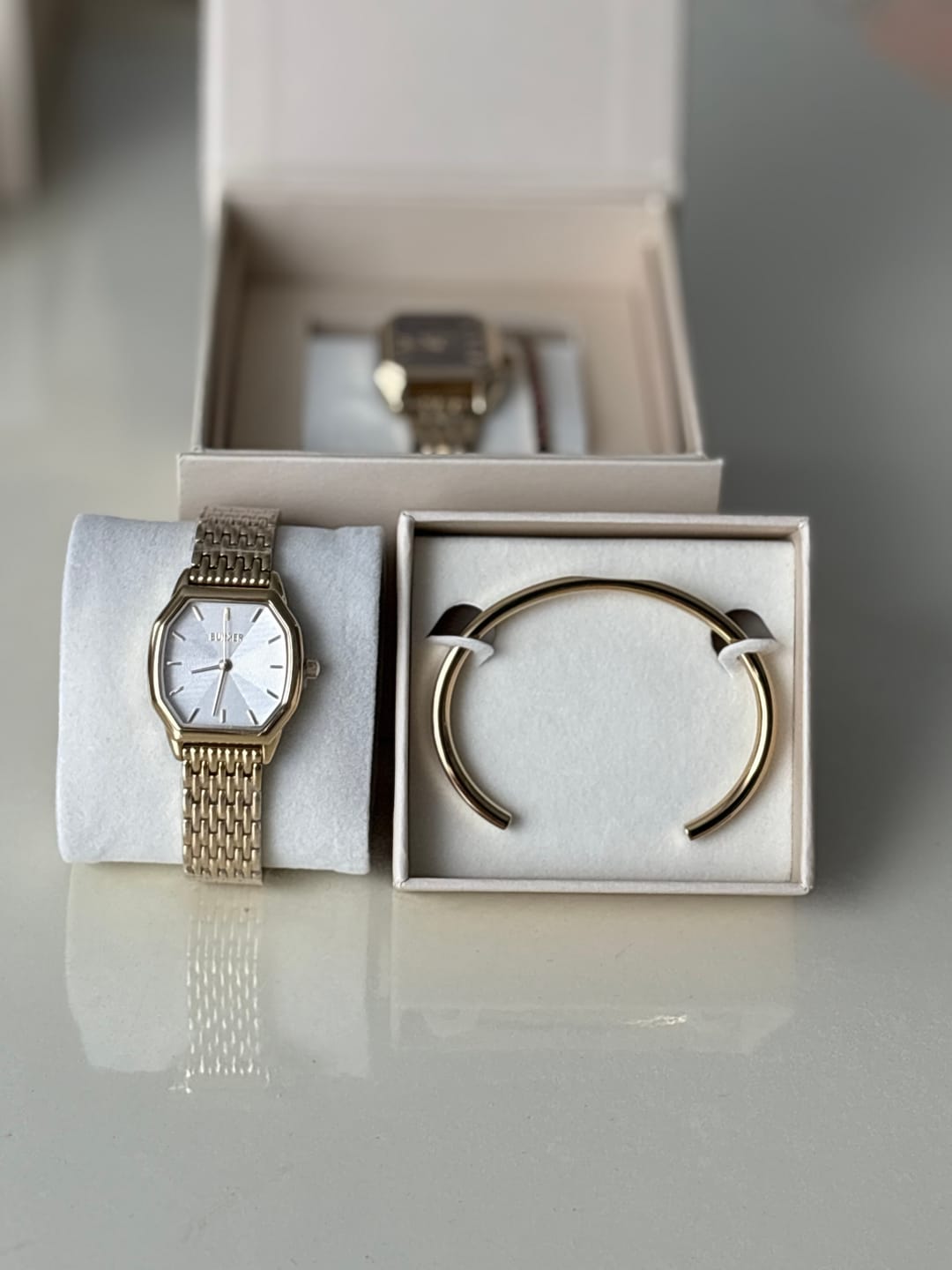 Customer photo review of Julia Gold White