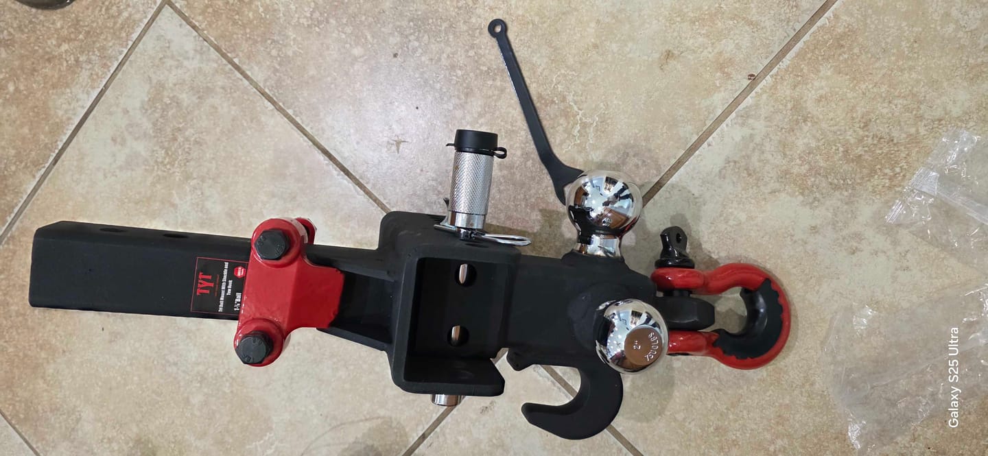 Customer photo review of TYT Adjustable Tri-Ball Trailer Hitch for 2 inch Receiver, 4.5" Drop/Rise, Triple Balls (1-7/8", 2", 2-5/16") with Tow Hook & Shackle, 10,000 lbs GTW, 1,000 lbs TW, Pin Lock & Hitch Tightener