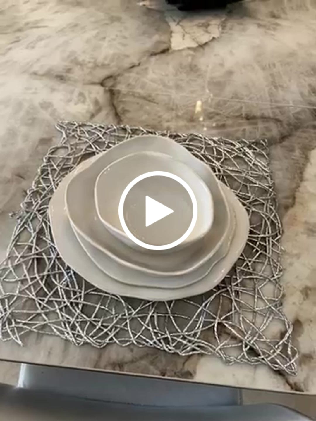 Customer video review of 16-Piece Stoneware Set-Pearl White