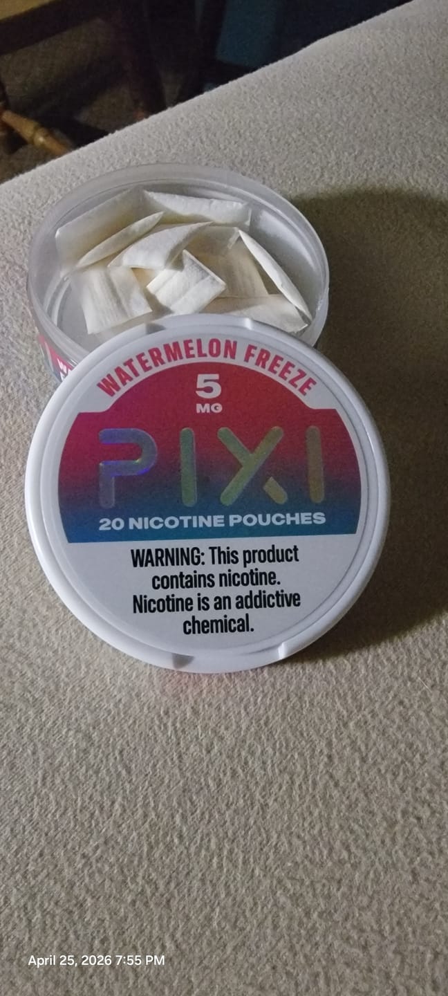 Customer photo review of PIXI Nicotine Pouches