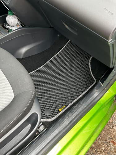 Customer photo review of Auto Fußmatten nach Maß - Vorne