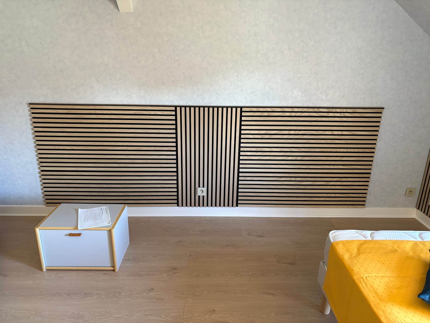 Customer photo review of Panneau acoustique Bois Chêne | Akupanel 270 Feutrine Noir
