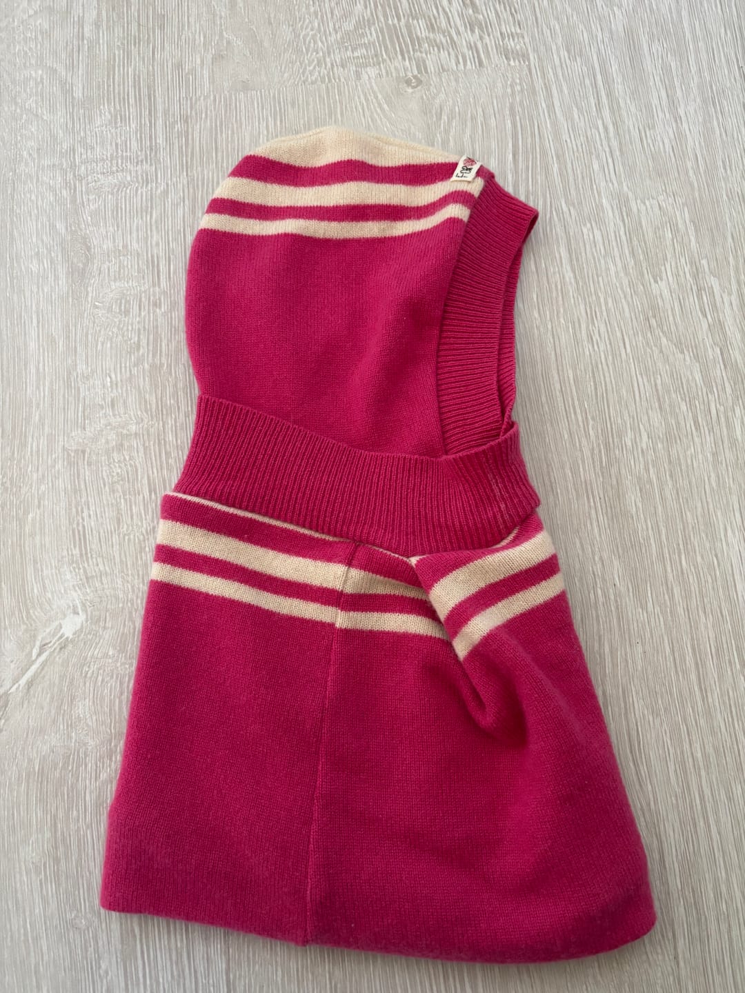 Customer photo review of Upcycling Kaschmir Kapuzenschal Rot