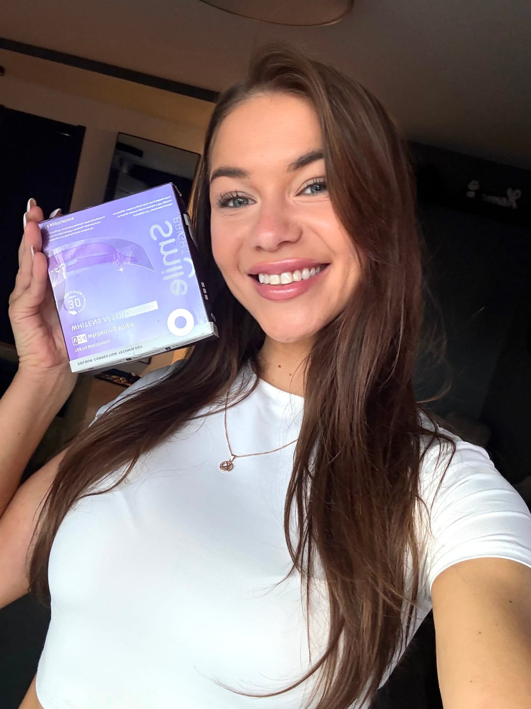 Customer photo review of V24 Violetinės Dantų Balinimo Juostelės