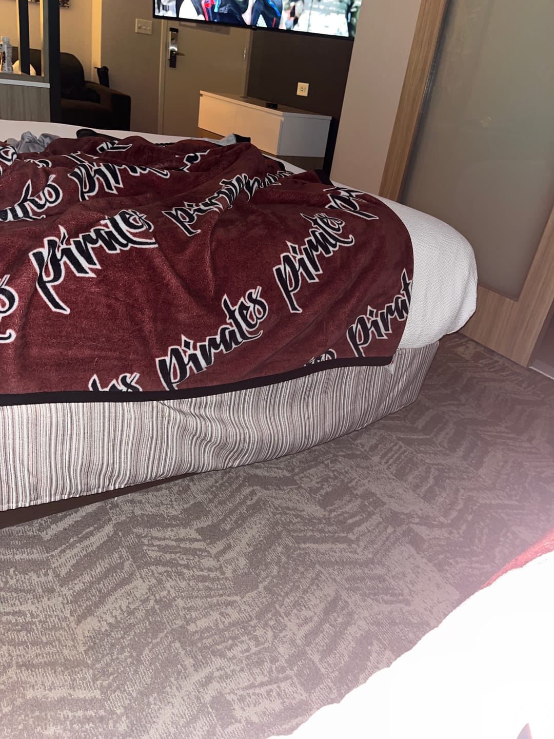 Customer photo review of YAKSAK TEAM PATCHES: E - L