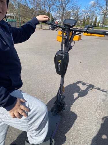 Customer photo review of Ausom Branded Handlebar Bag