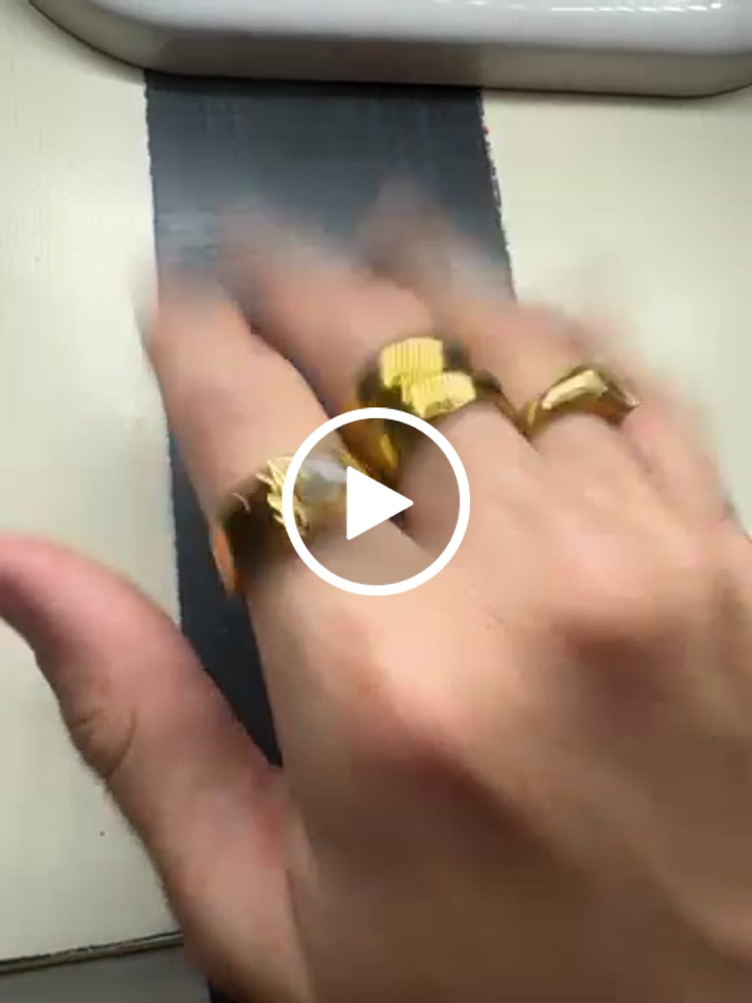 Customer video review of Lava de Oro Pearl Ring (Bundle)