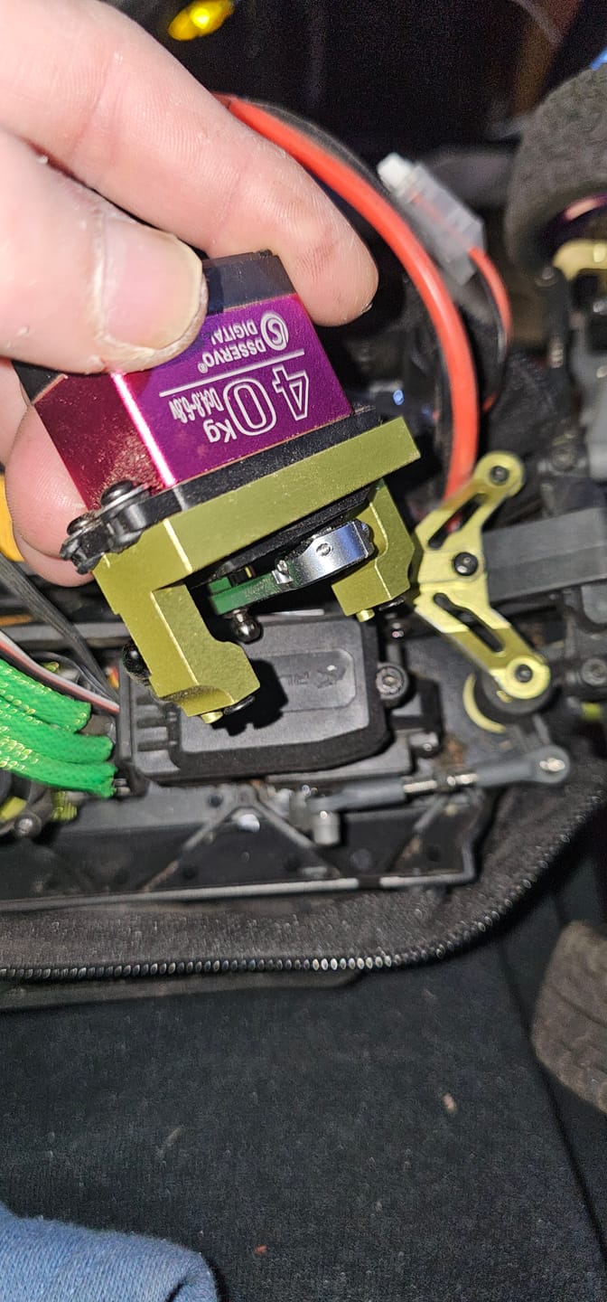 Customer photo review of Aluminum Servo Conversion Block For RZ001 and 1/10 Rally Car