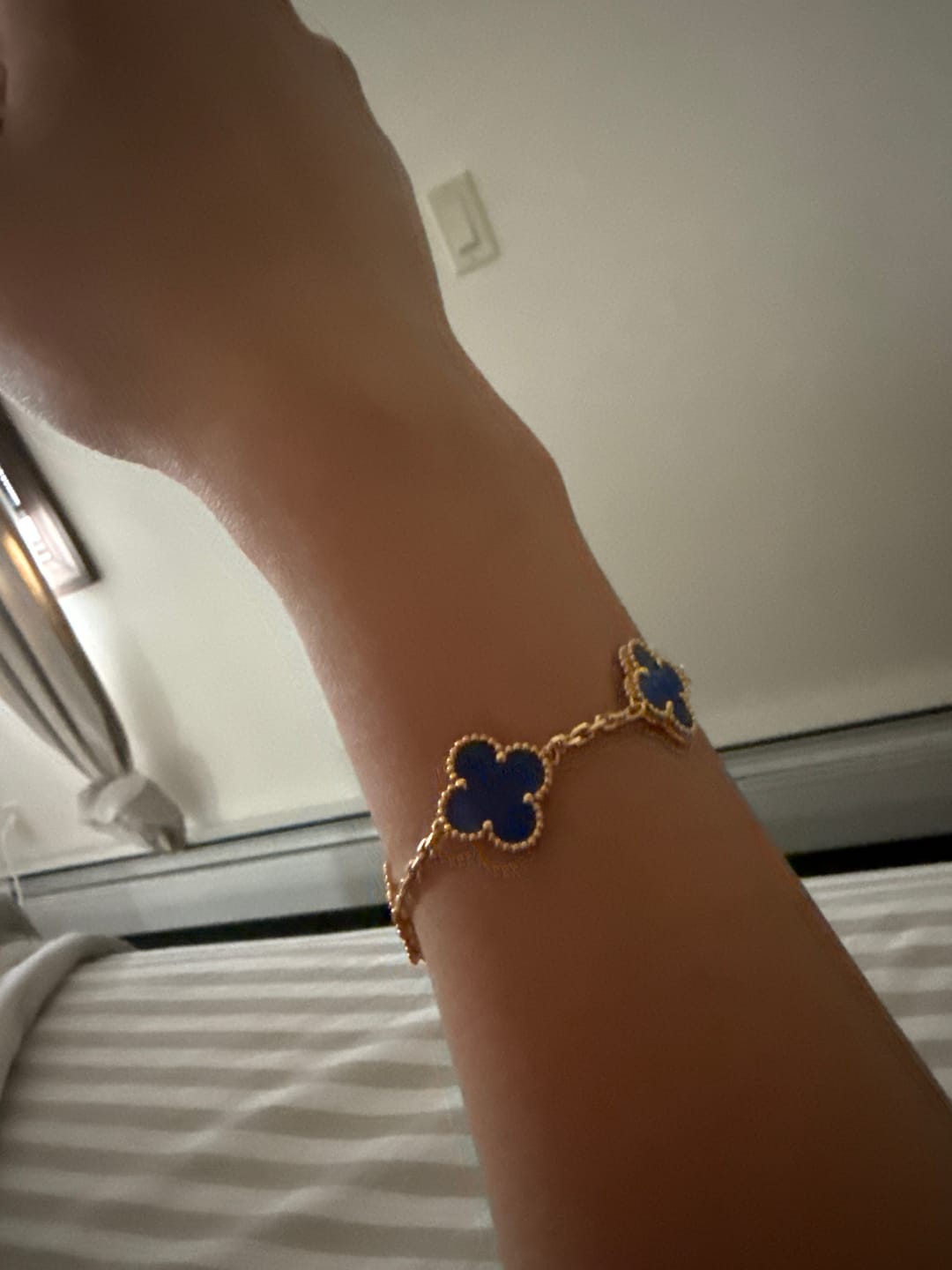 Customer photo review of 925 Silver, Lucky Clover Leaf Bracelet, 18K Gold Plated