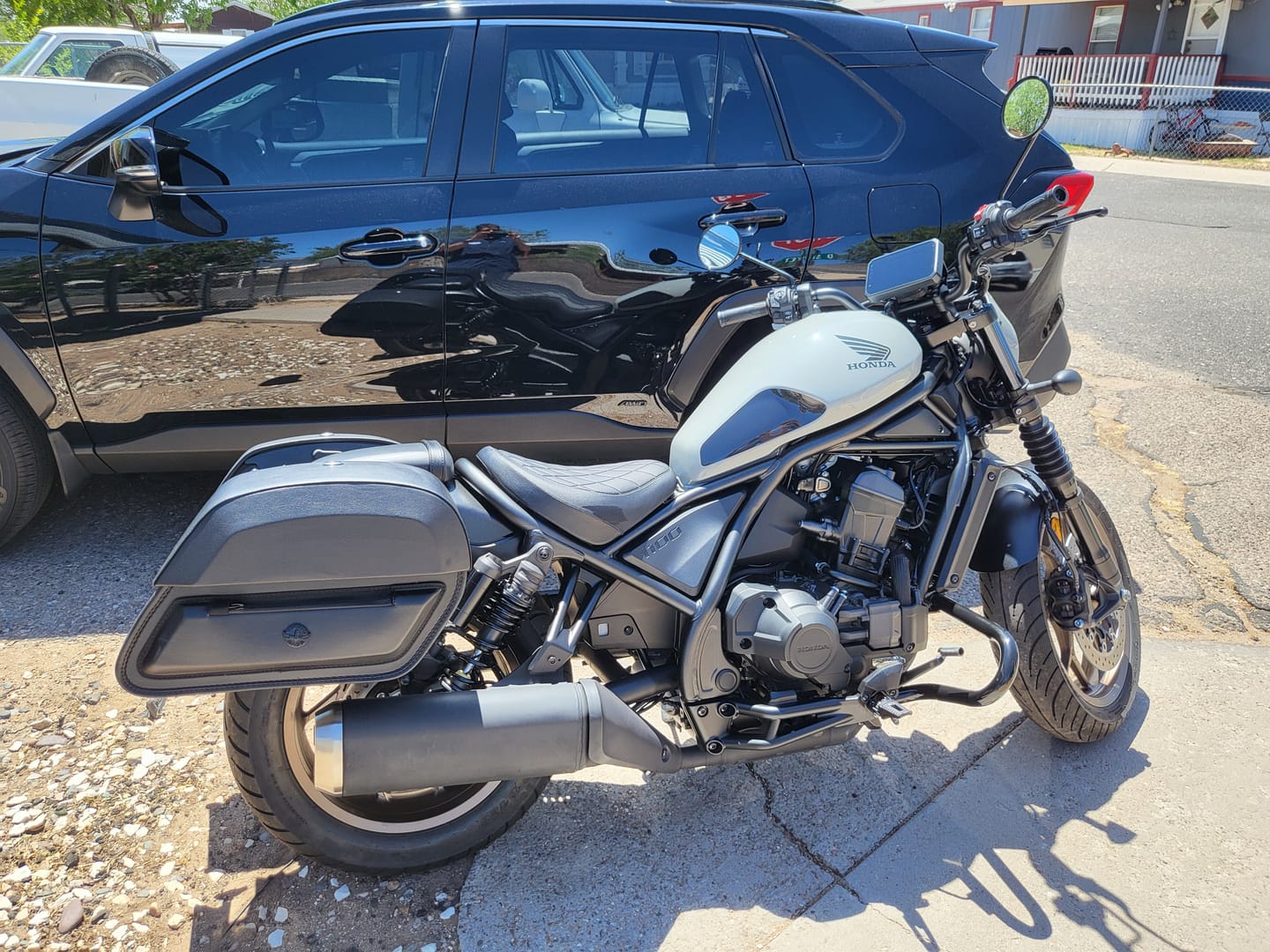 Customer photo review of 28L - Pantheon Medium Quick Mount Honda Rebel 1100 Motorcycle Saddlebags