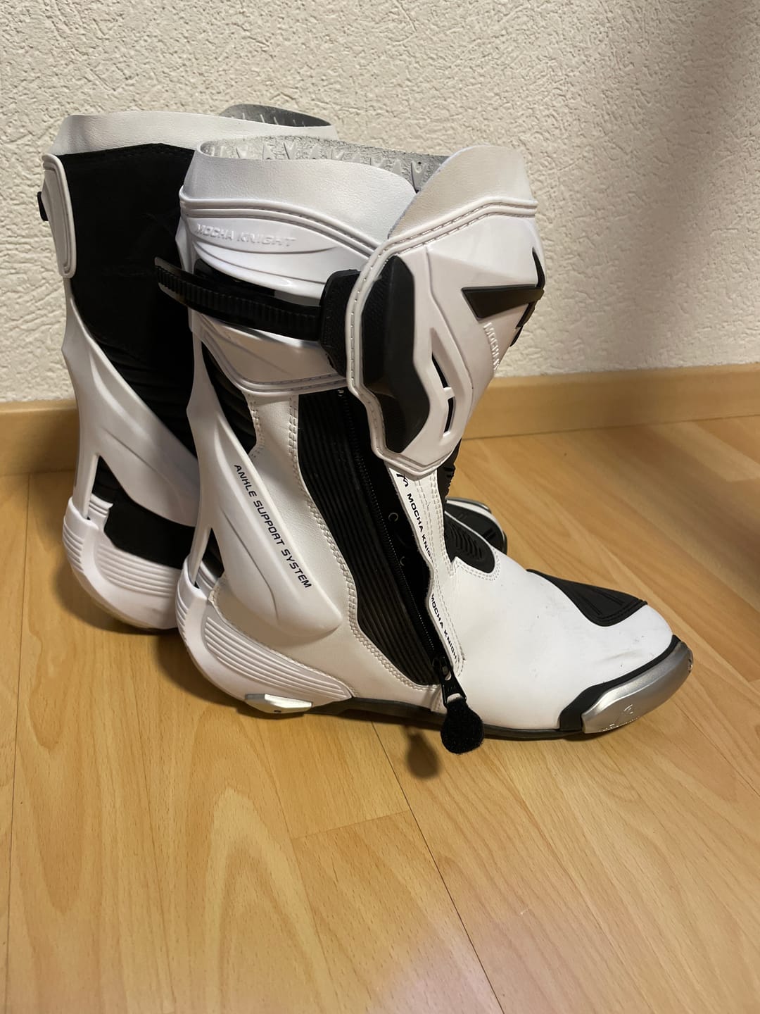 Customer photo review of Allgoal White Motorcycle Riding Boots
