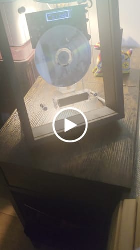 Customer video review of M1 Music Frame CD Player