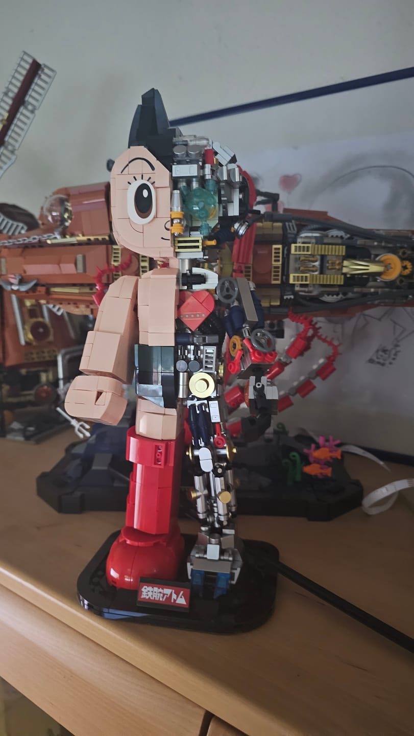 Customer photo review of Pantasy Astro Boy Mechanical Clear Version 86212