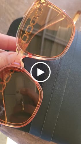 Customer video review of Ariel Square Framed Sunglasses