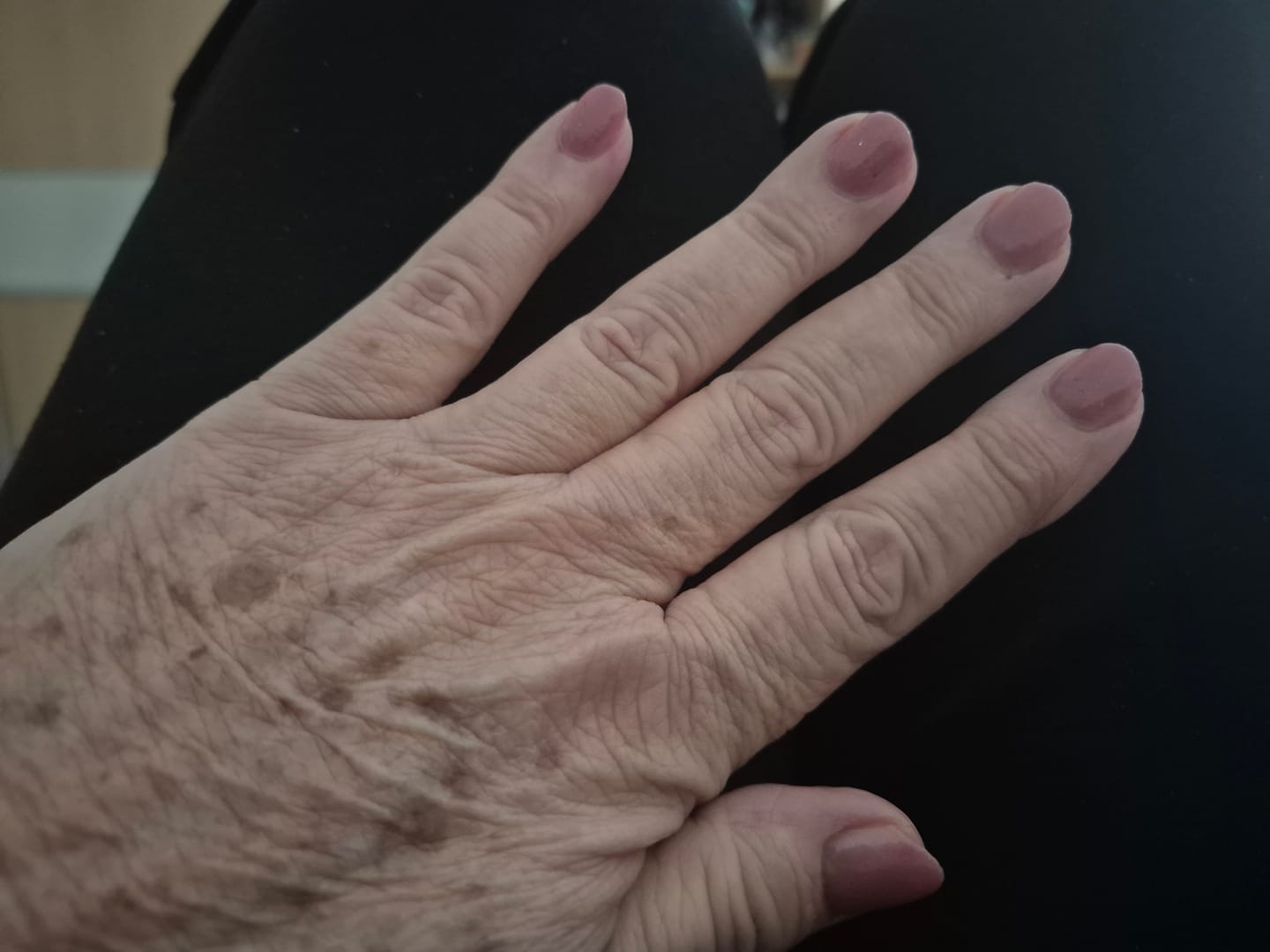 Customer photo review of Auburn Umber Dipping Powder