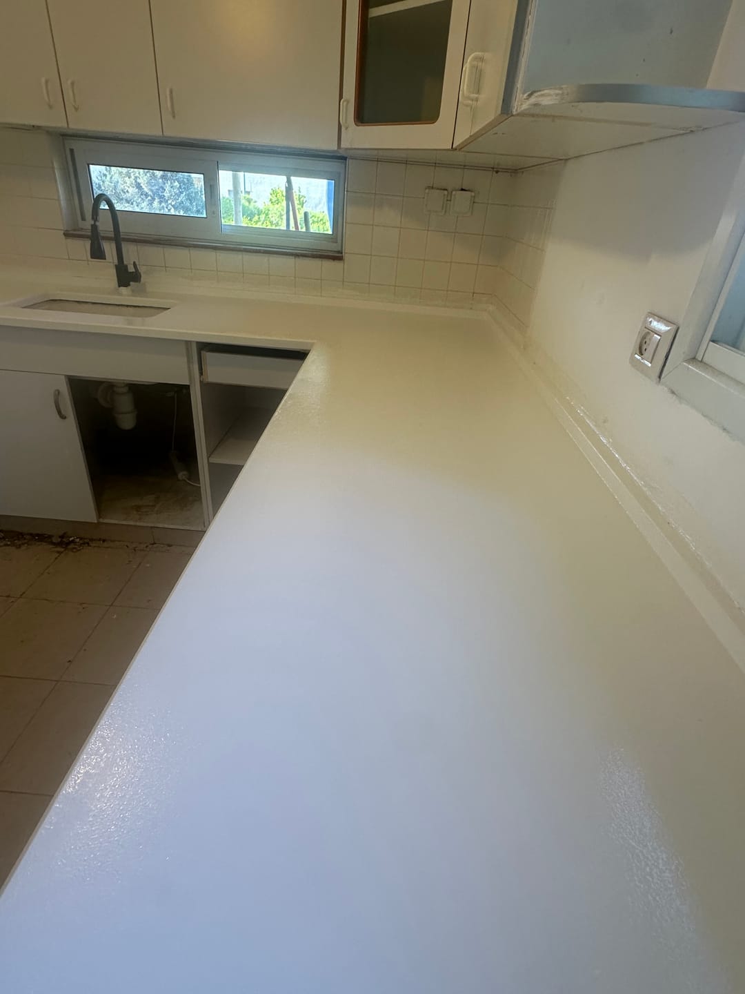 Customer photo review of ערכה לחידוש משטחי עבודה ושיש HOME Countertop Coating