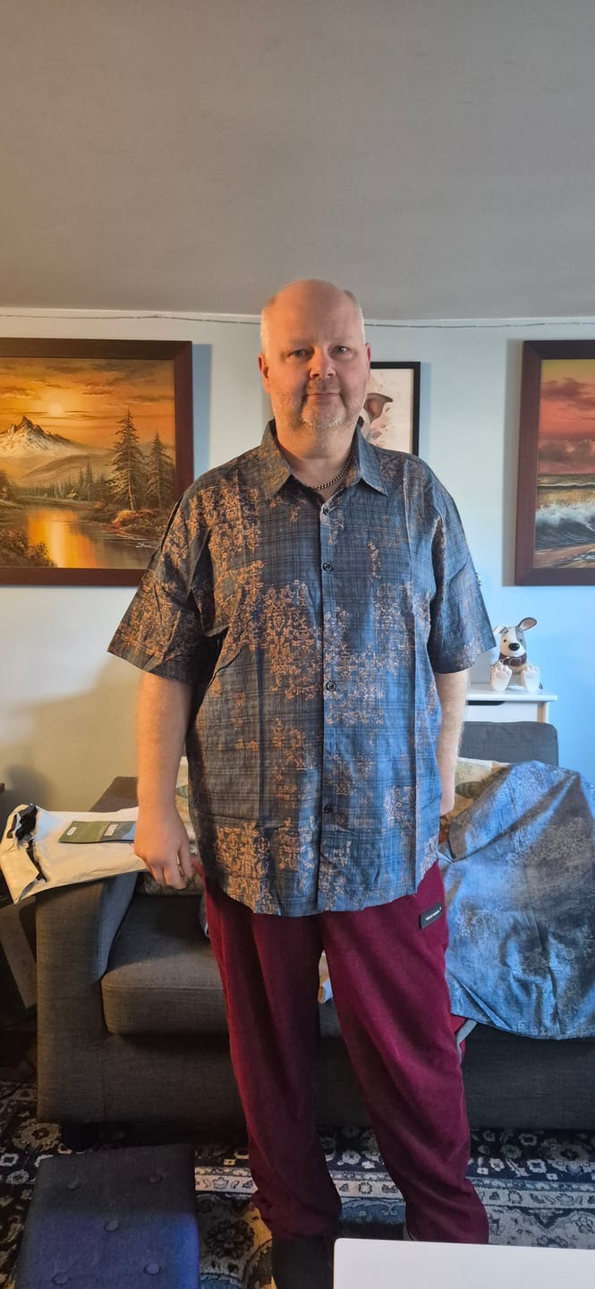 Customer photo review of Men's Blue Cotton Vintage Short Sleeve Summer Button Up Shirt