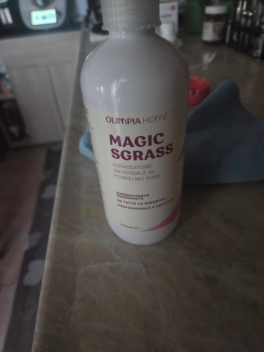 Customer photo review of Magic Sgrass Universale Ml.500 - Sgrassatore al Pompelmo Rosa