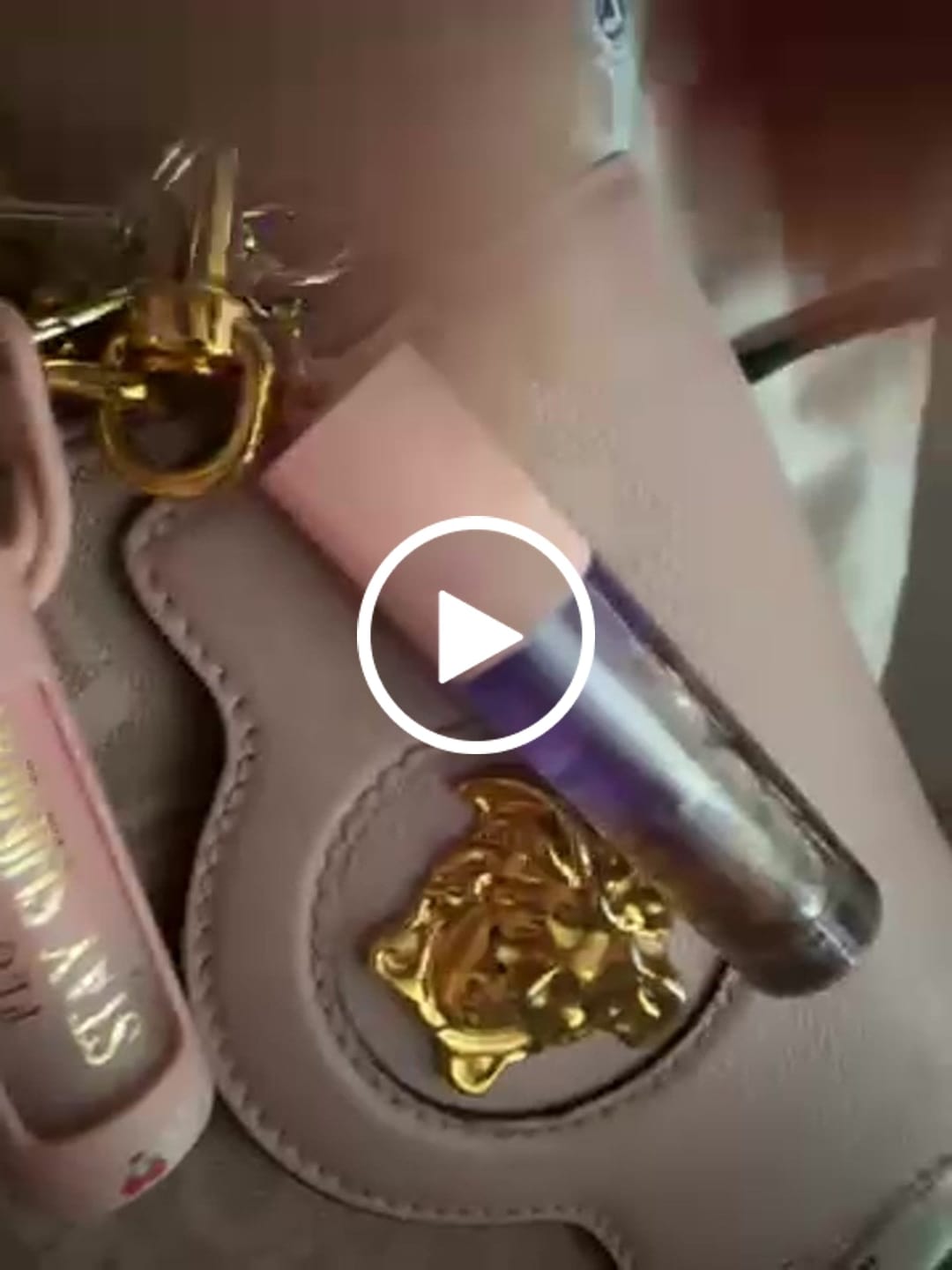 Customer video review of P.Louise Stay Shining Crown Lip Oil