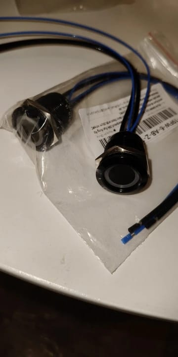 Customer photo review of 19mm 20A Push Button Switch - IP66 Waterproof Metal LED Light