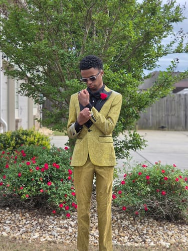 Customer photo review of Men's 2-Piece One Button Sparkling Gold Tuxedo