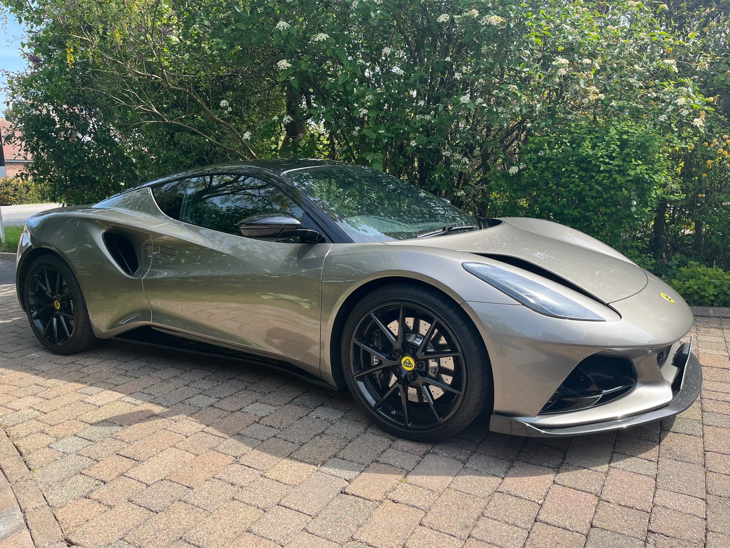 Customer photo review of Emira Carbon Fiber Front Spitter by Aerie Performance